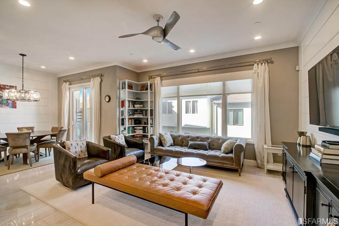 69 Summit Way - Photo 1
