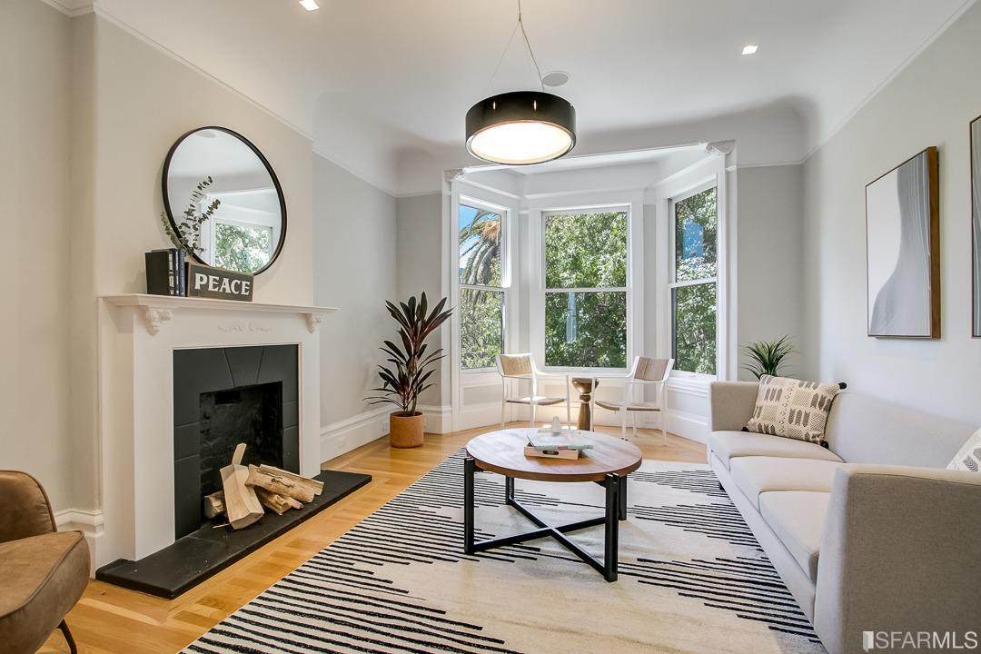 555 Dolores Street - Photo 1