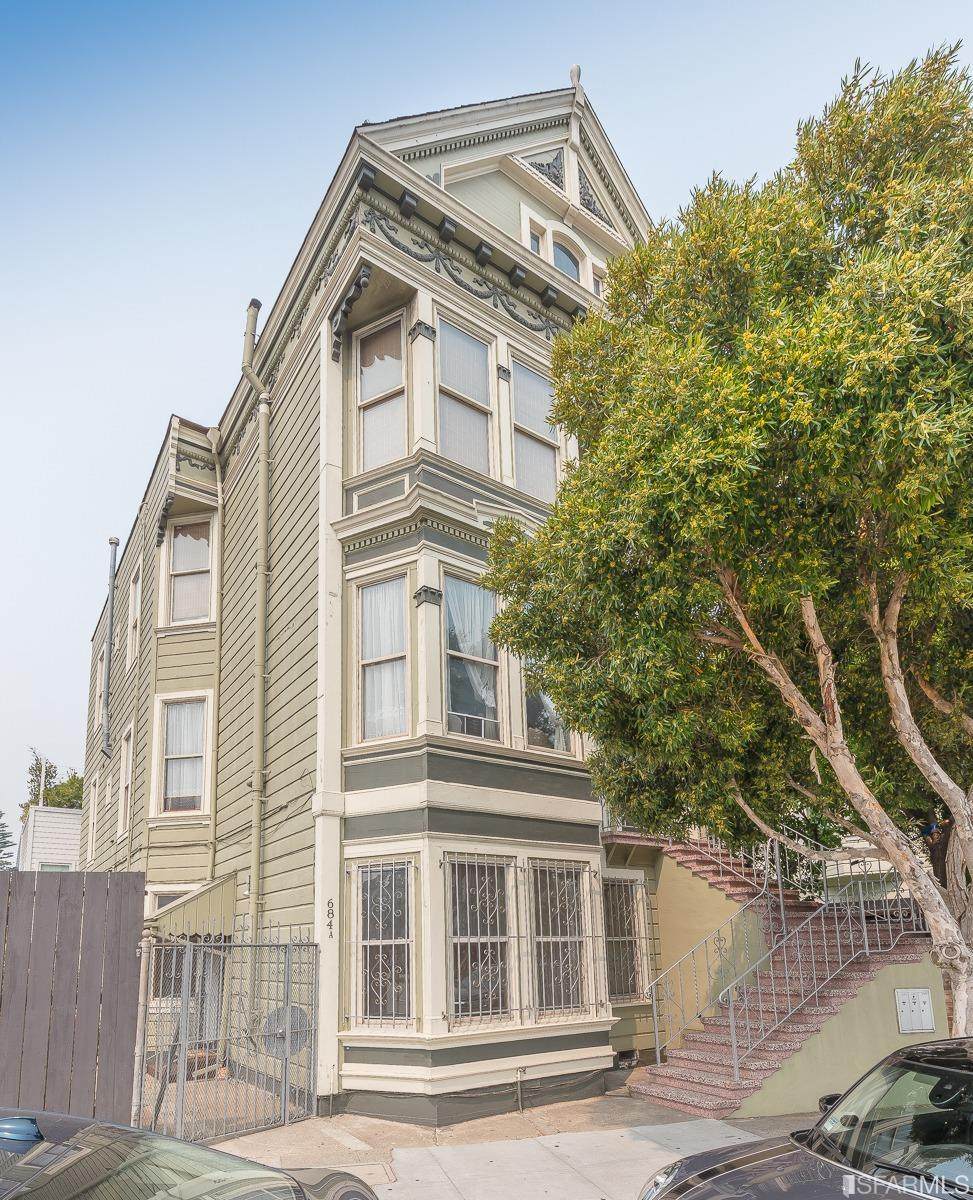 684 San Jose Avenue - Photo 1