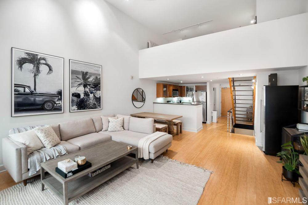 200 Townsend Street - Photo 1