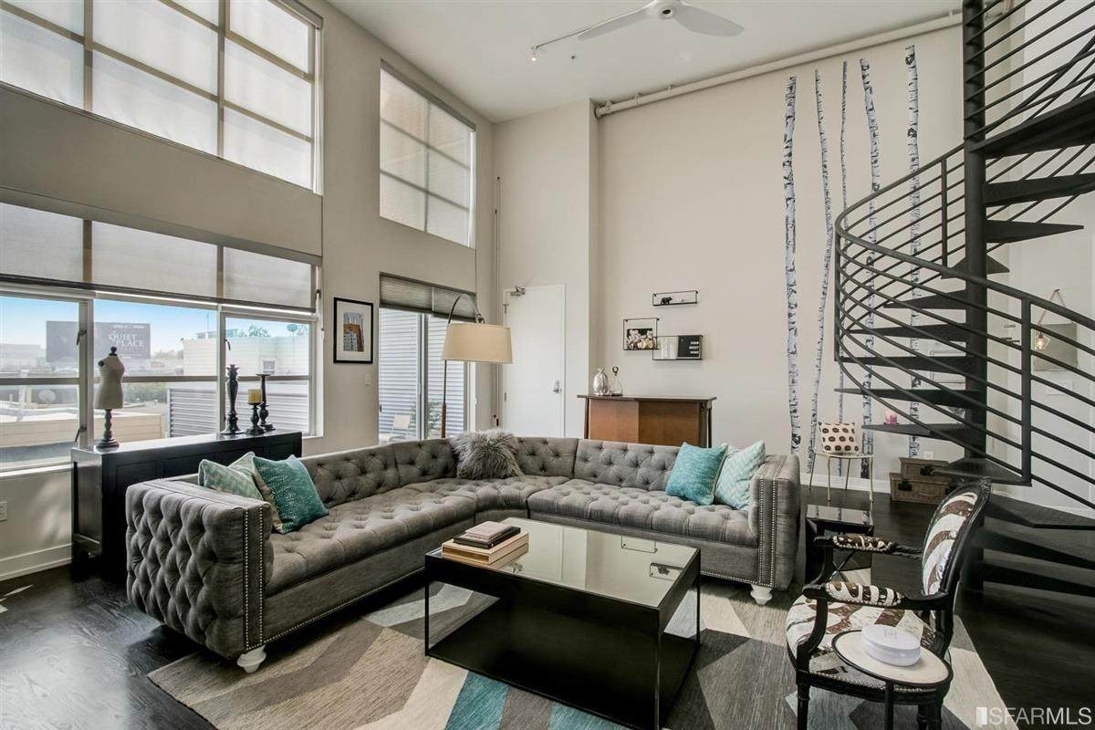 281 Clara Street - Photo 1