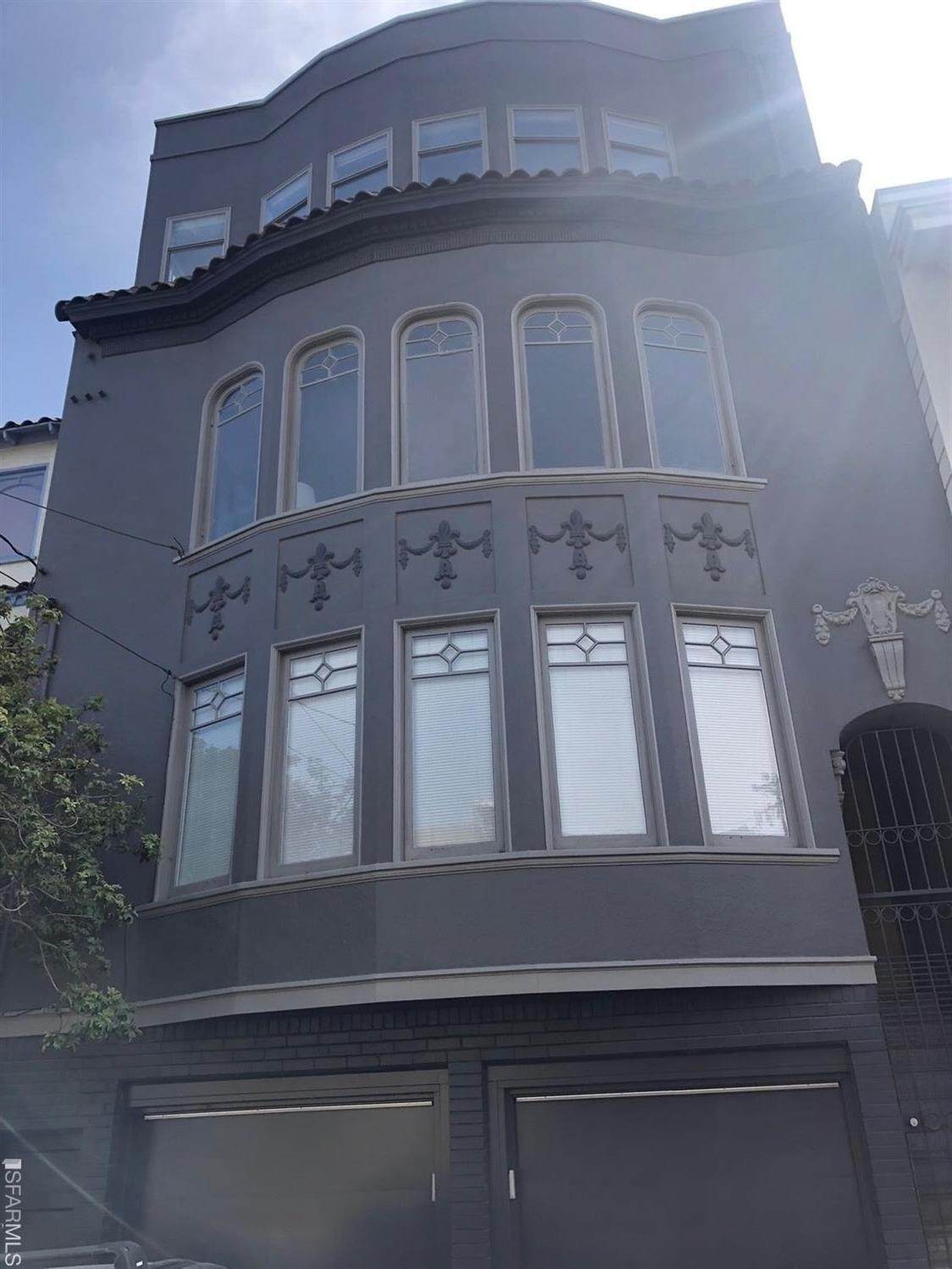 135 Caselli Avenue - Photo 1