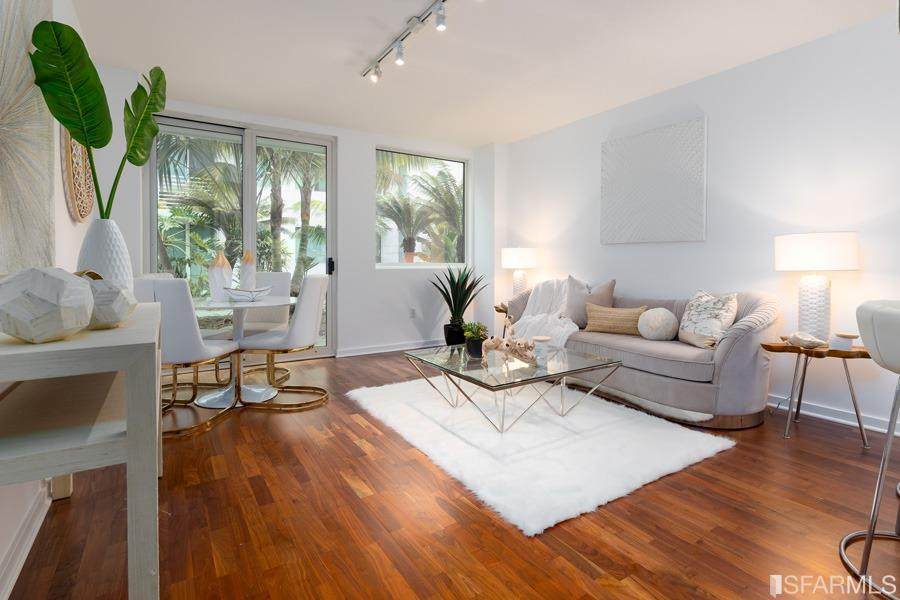 555 4th Street - Photo 1