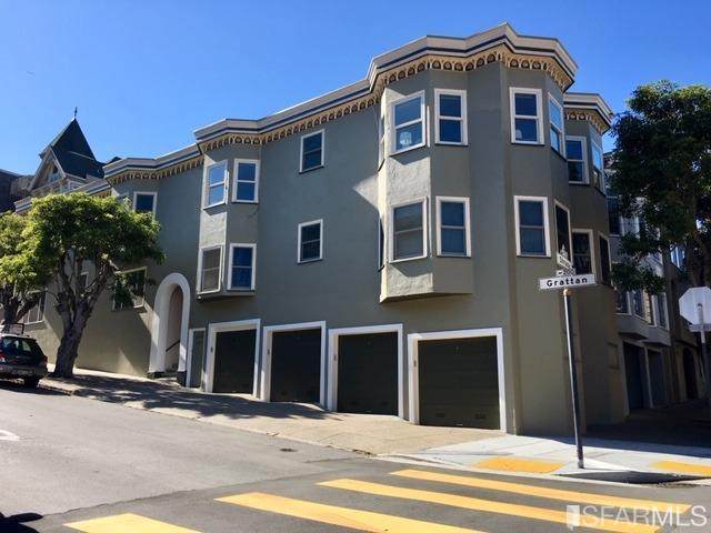 202 Grattan Street - Photo 1