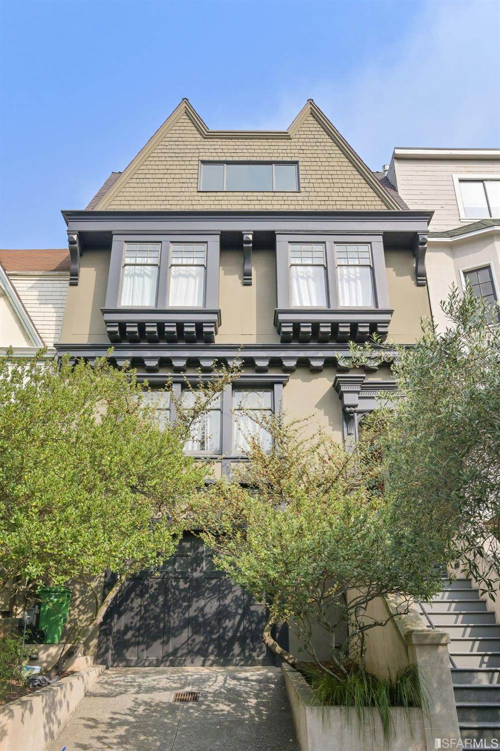 828 Ashbury Street - Photo 1