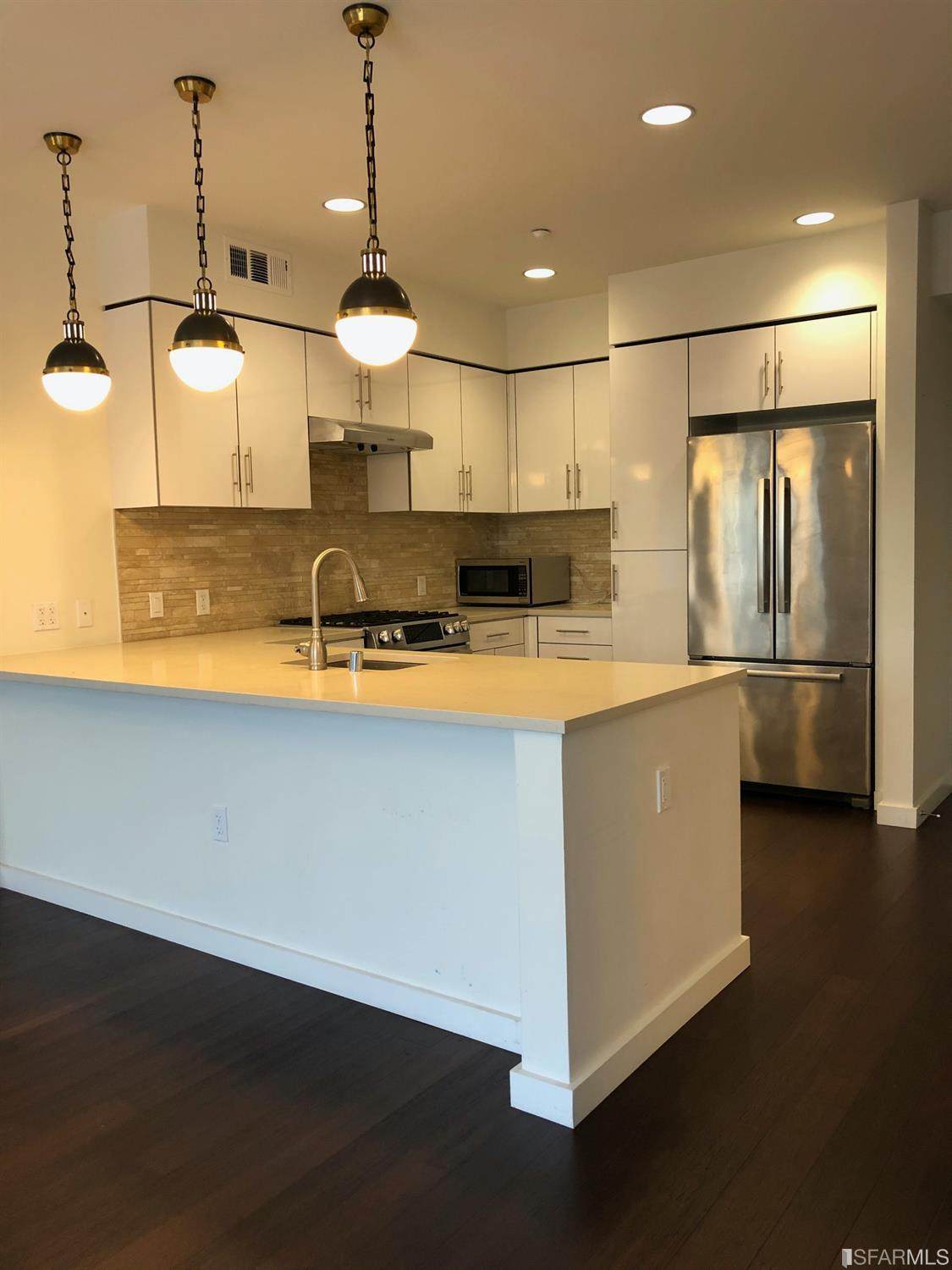 555 Innes Avenue - Photo 1
