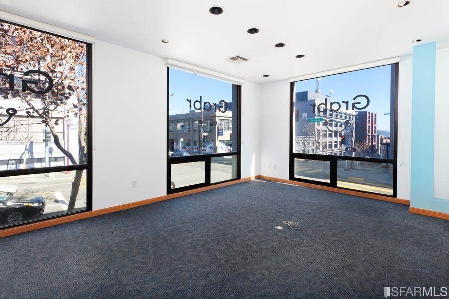 875 Sansome Street - Photo 1