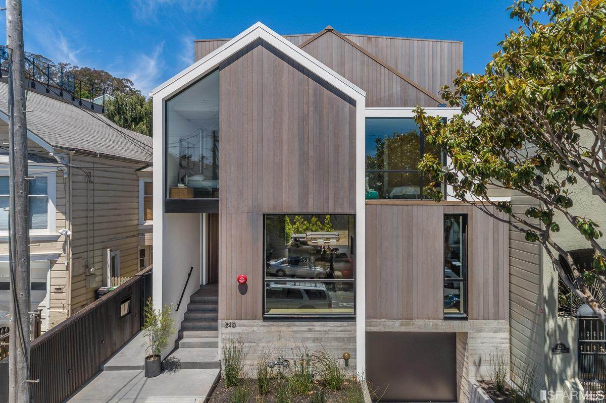 240 Chenery Street - Photo 1