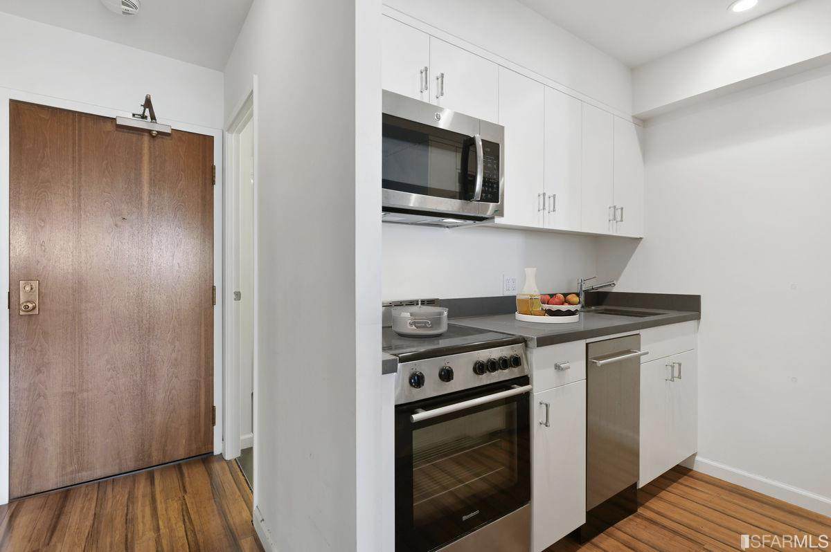 1177 California Street - Photo 1