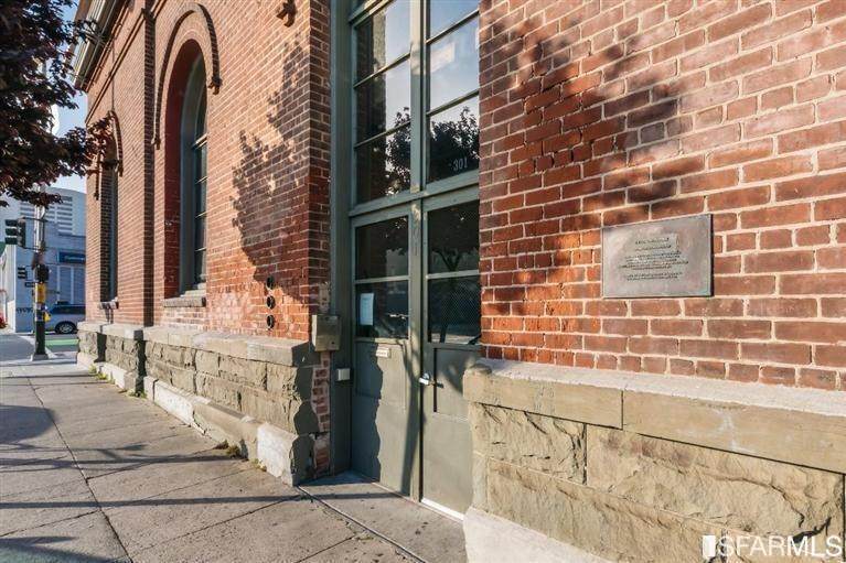 301 11th Street - Photo 1