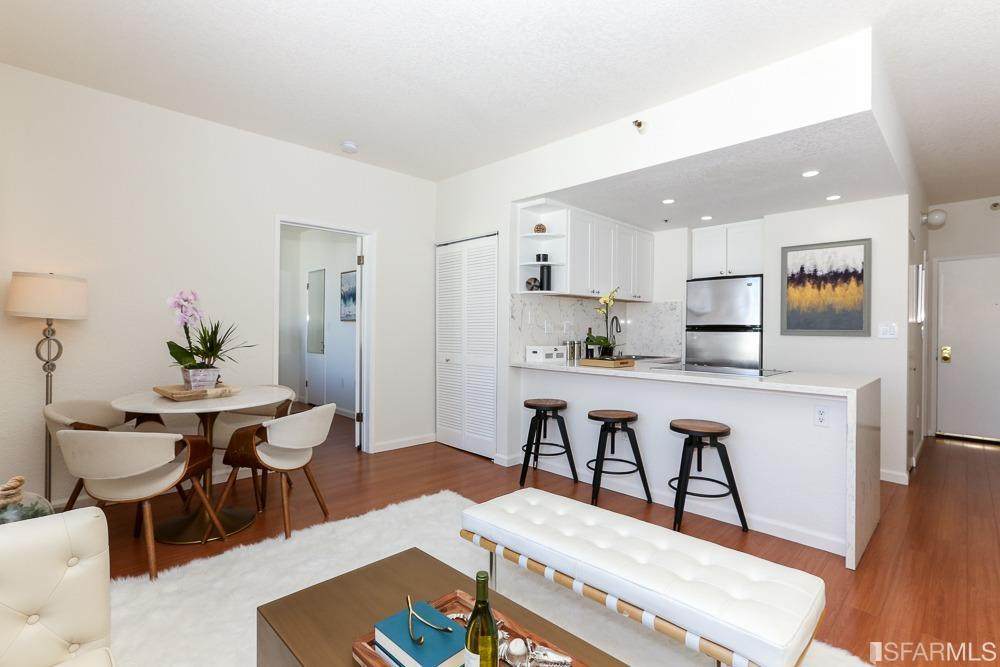 201 Harrison Street - Photo 1