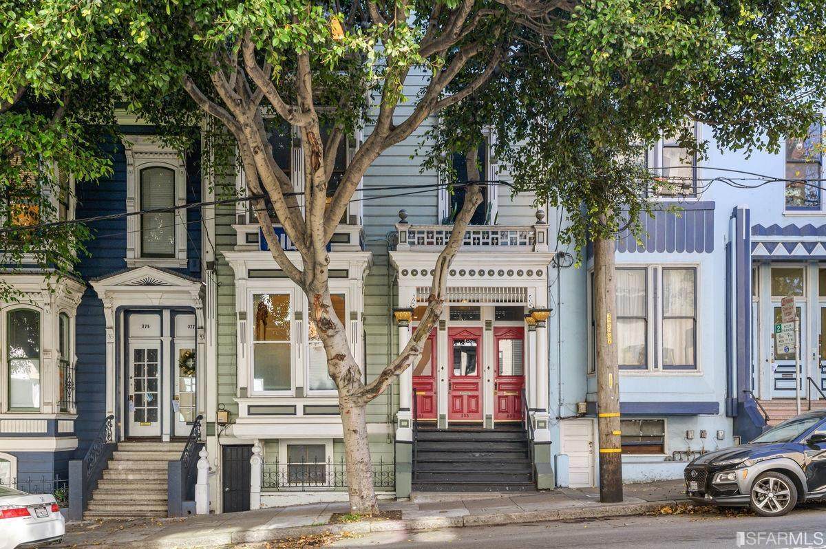 381 Oak Street - Photo 1
