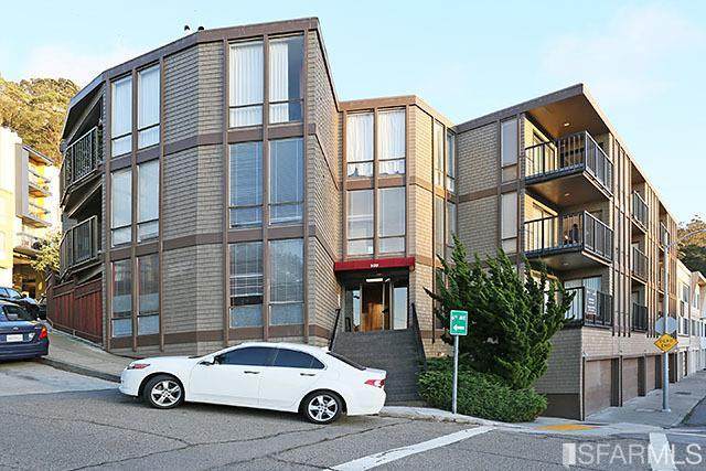 102 Locksley Avenue - Photo 1