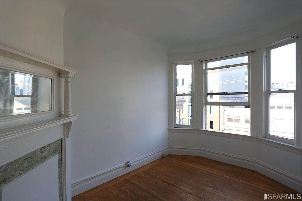 55 Mccoppin Street - Photo 1