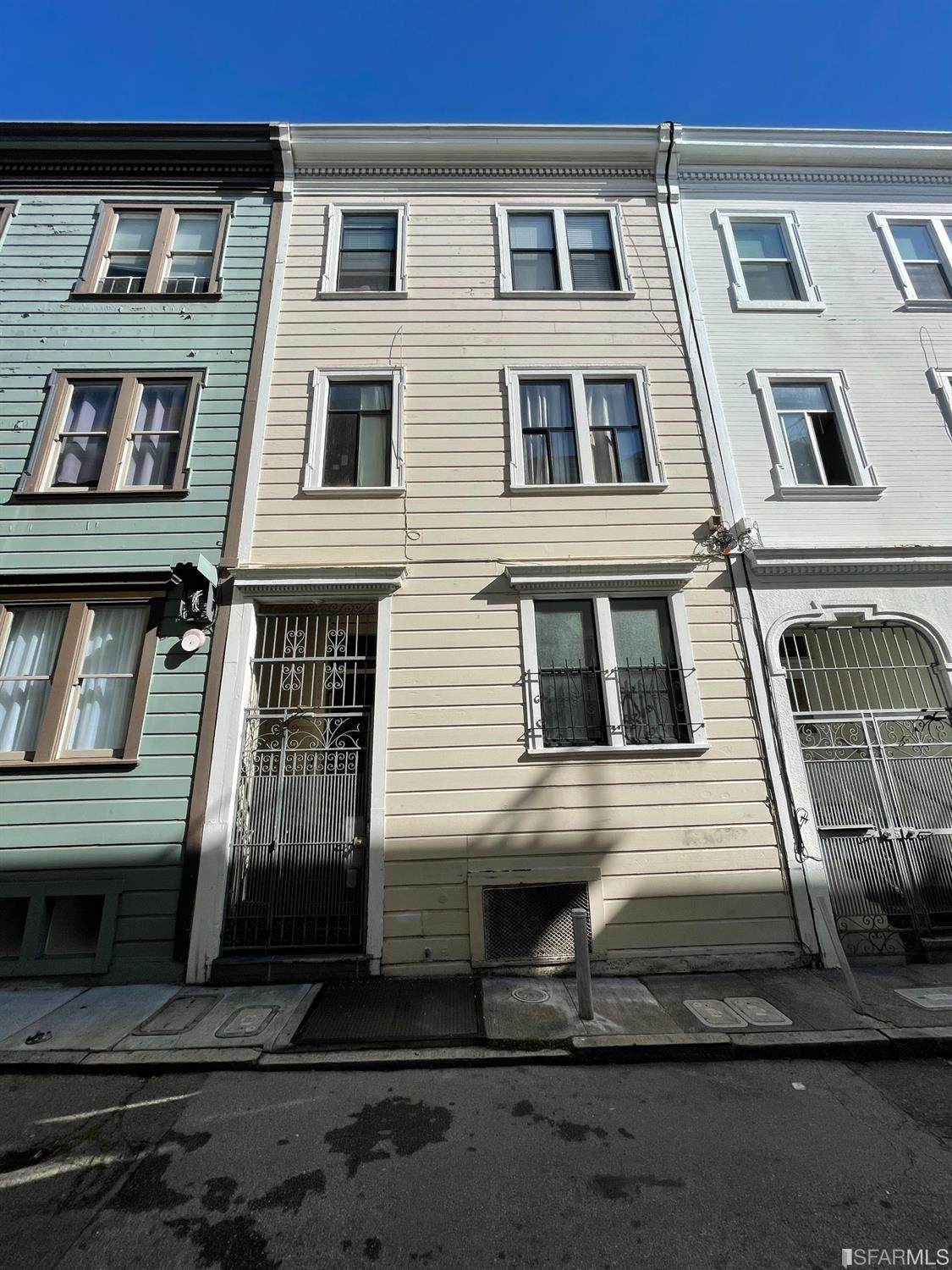 26 Varennes Street - Photo 1