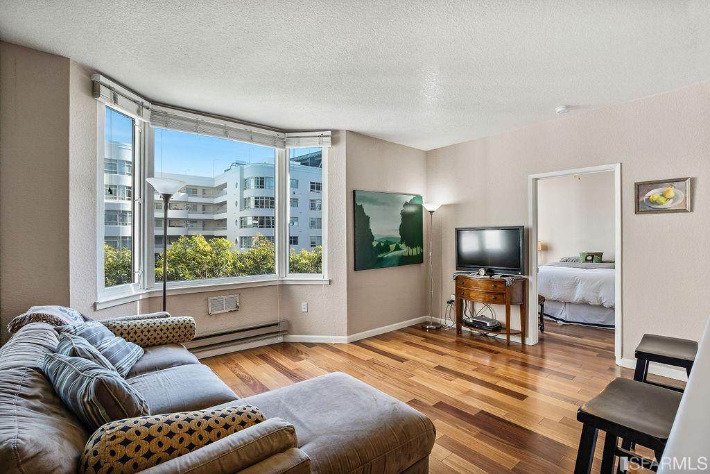 201 Harrison Street - Photo 1