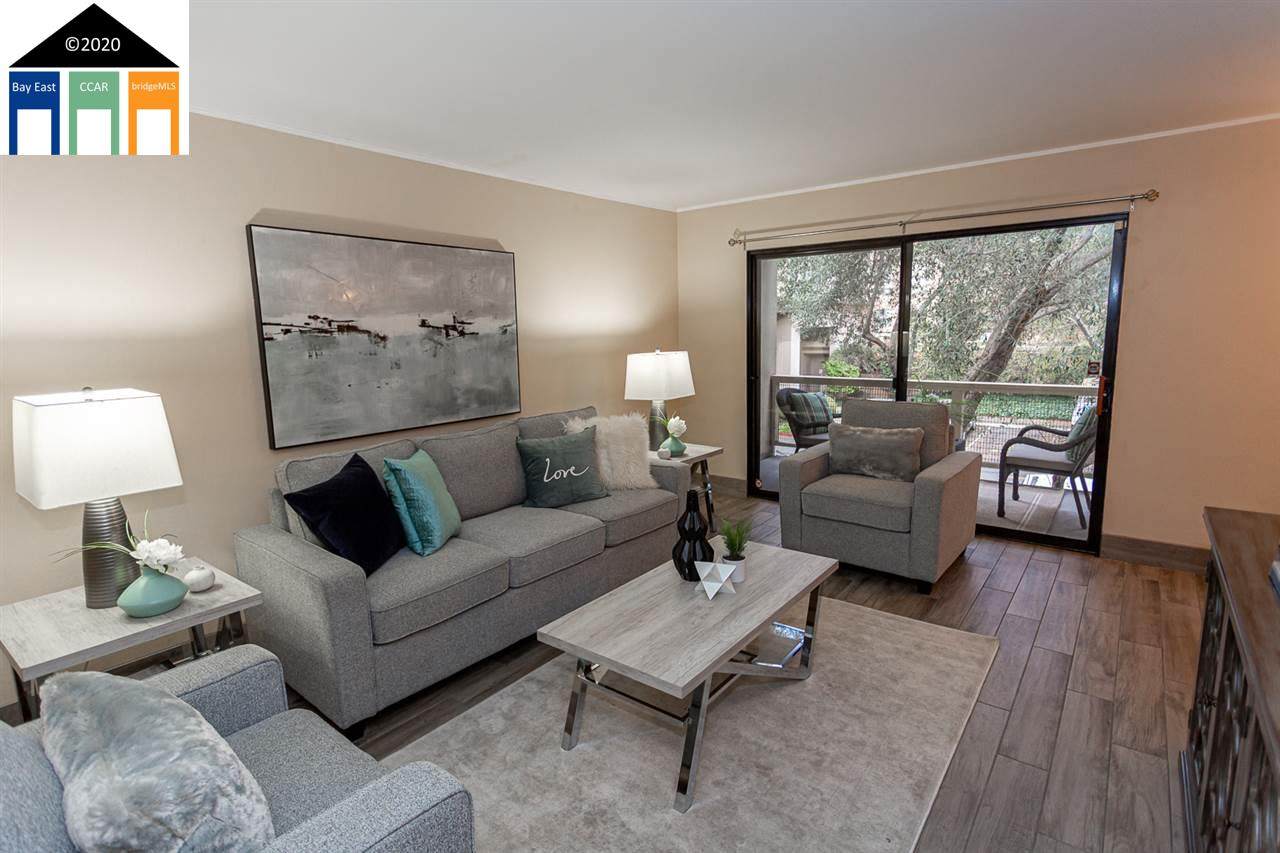 3 Commodore Drive - Photo 1