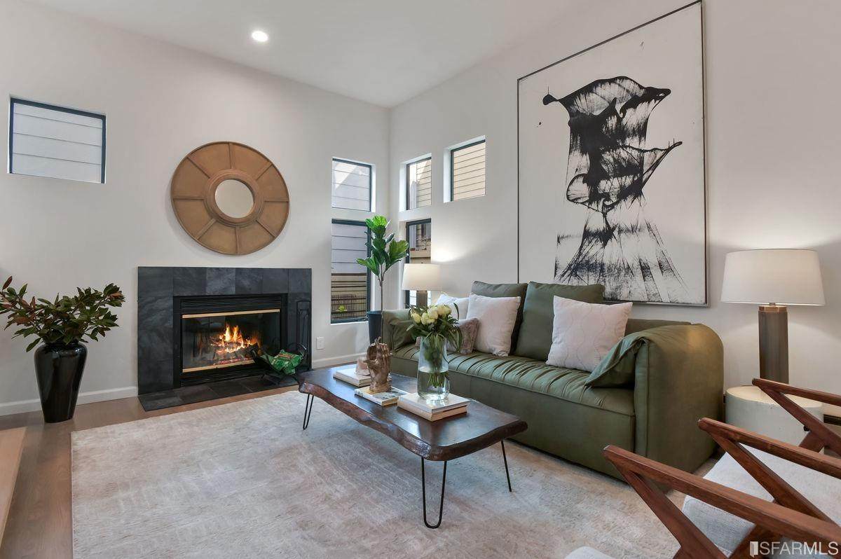 2261 Bush Street - Photo 1