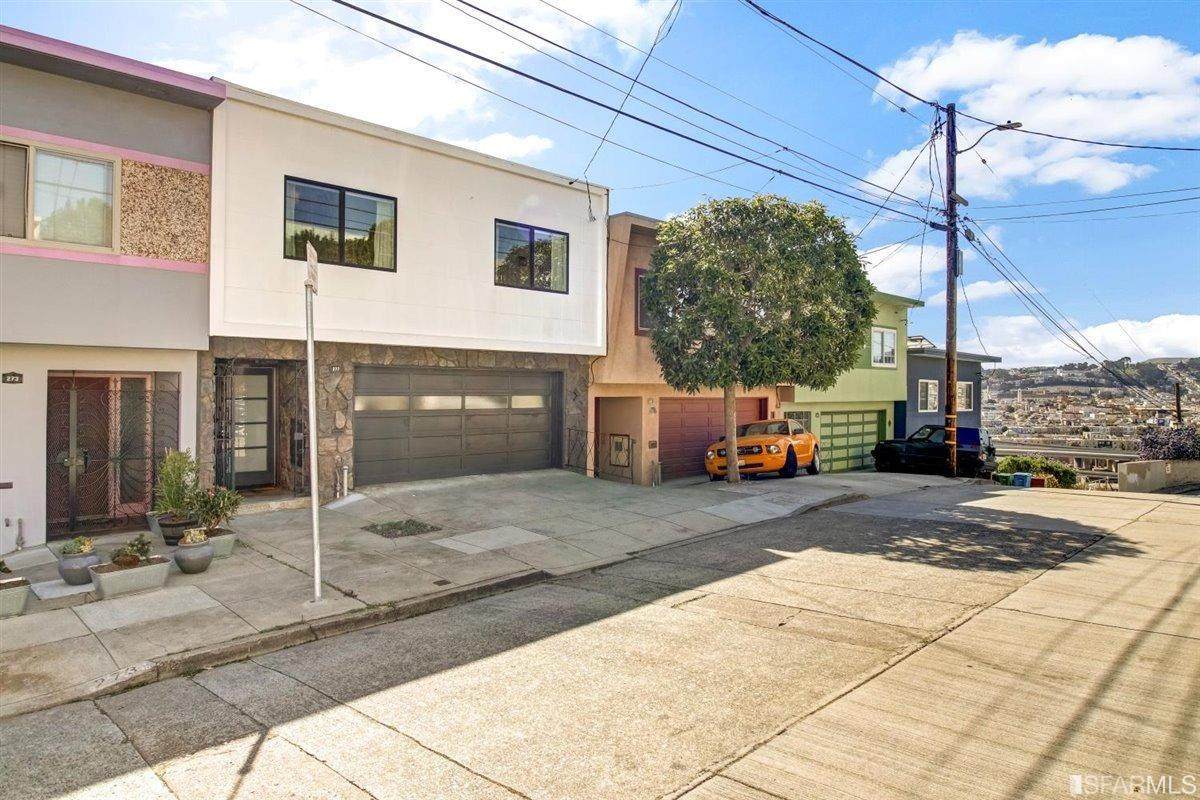 277 Bradford Street - Photo 1