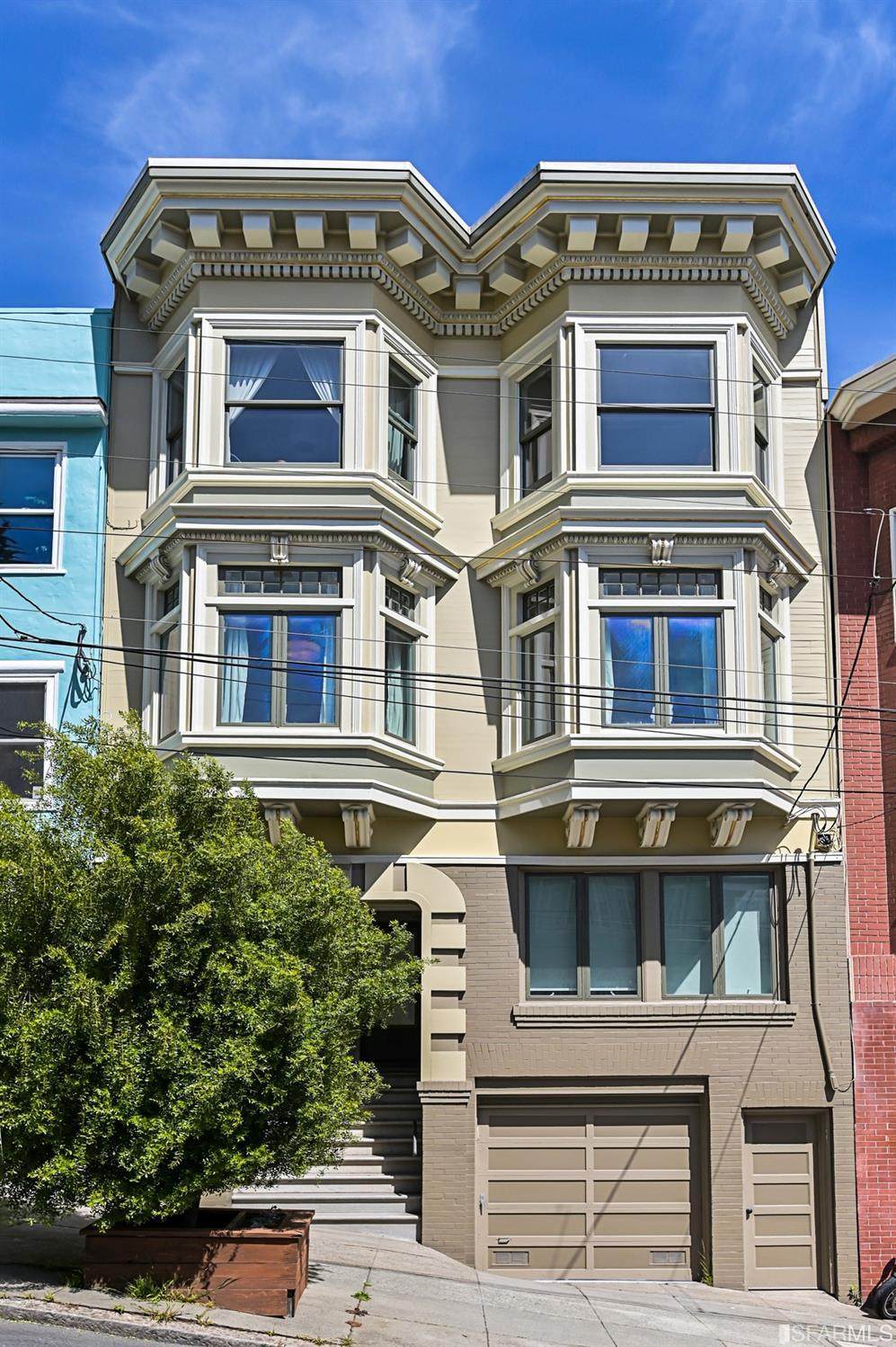 40 Cole Street - Photo 1