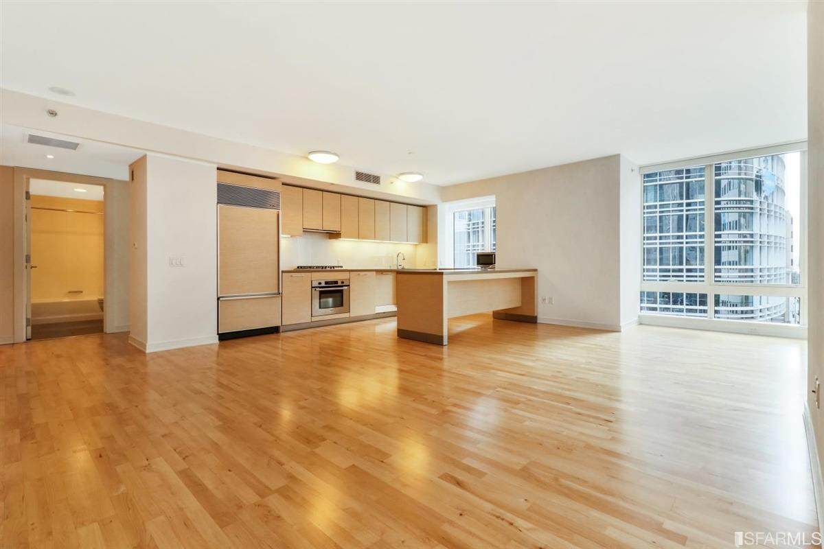 301 Mission Street - Photo 1