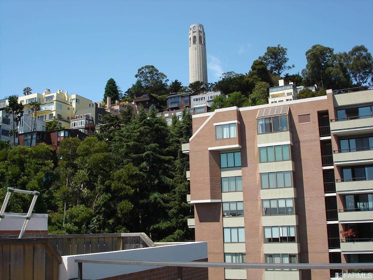 101 Lombard Street - Photo 1