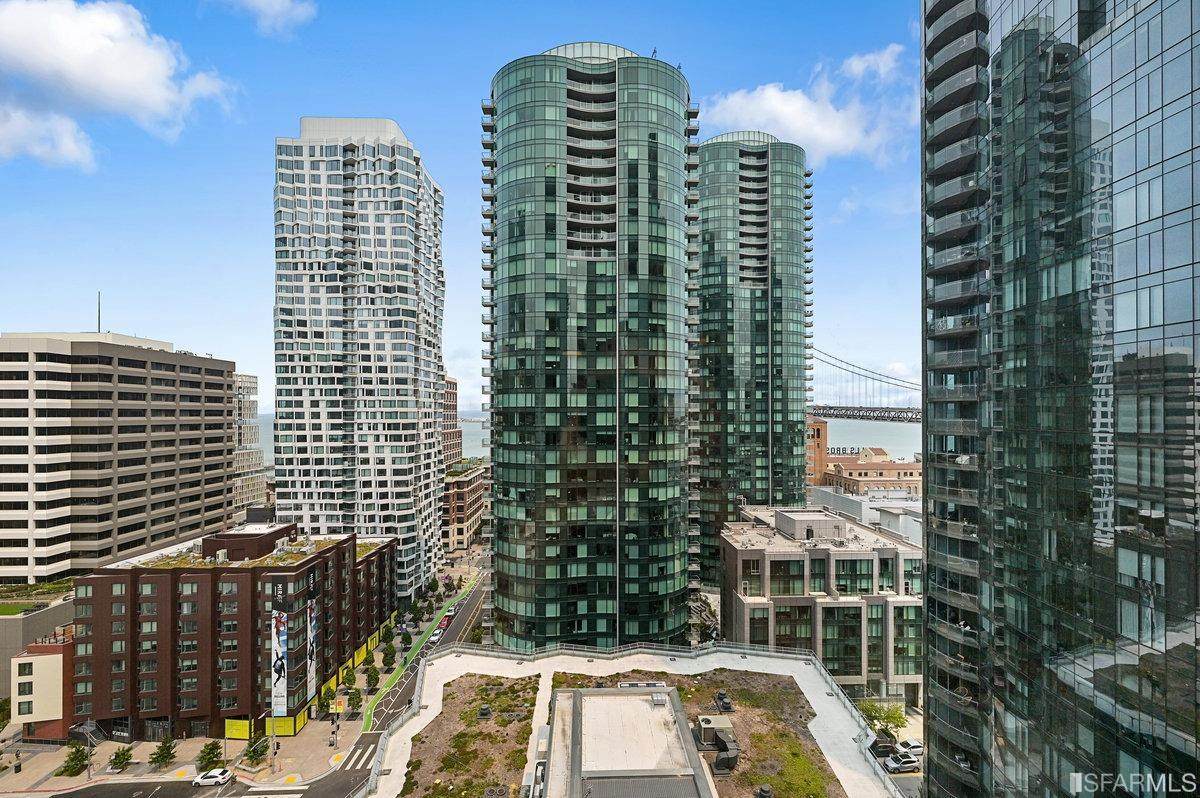 201 Folsom Street - Photo 1