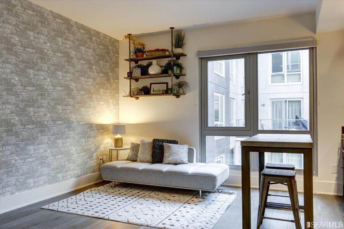 1075 Market Street - Photo 1