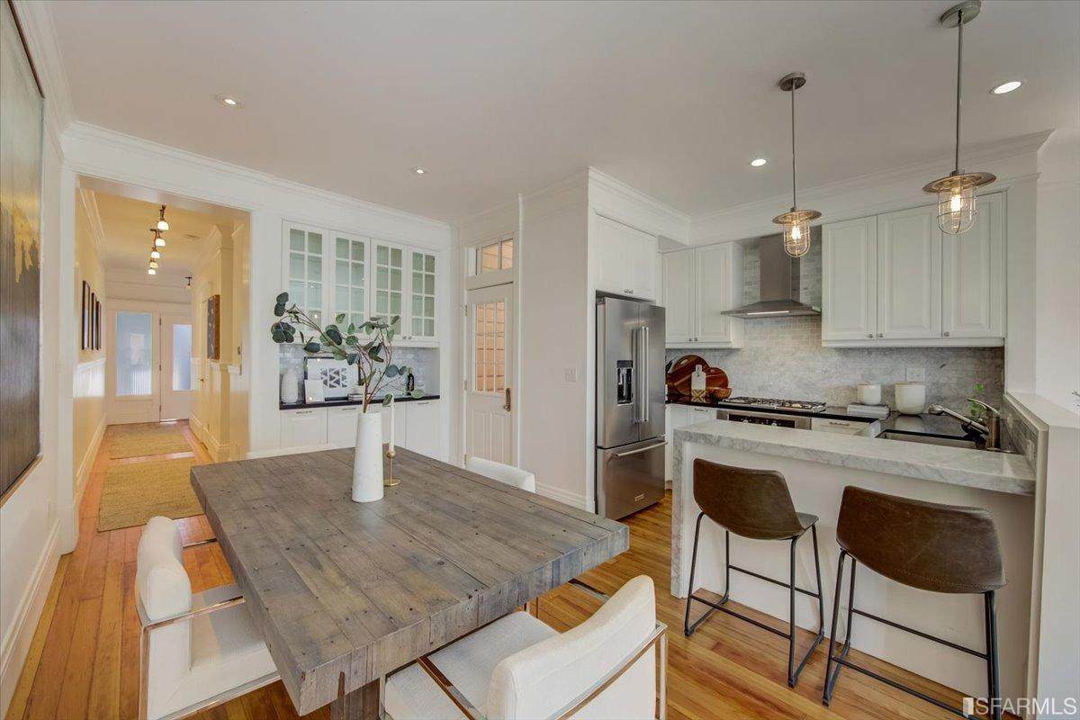 253 Oak Street - Photo 1