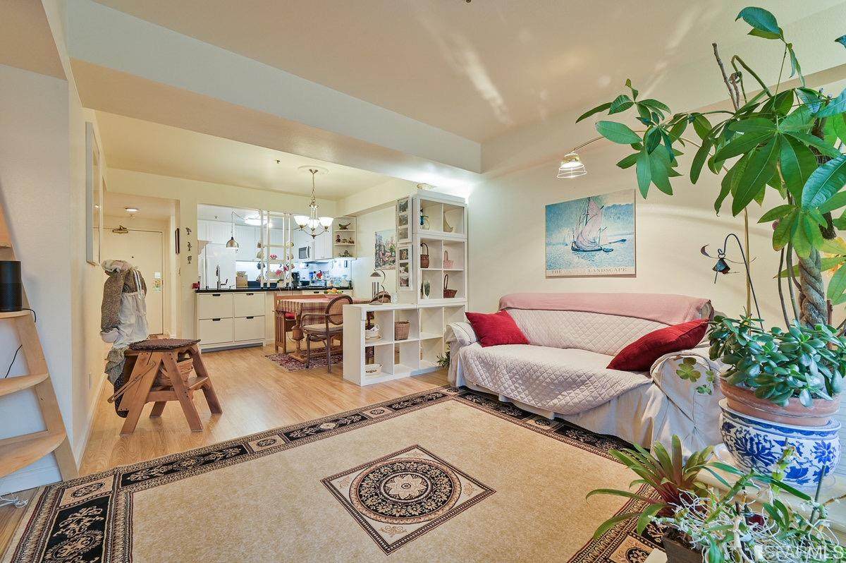 601 Van Ness Avenue - Photo 1