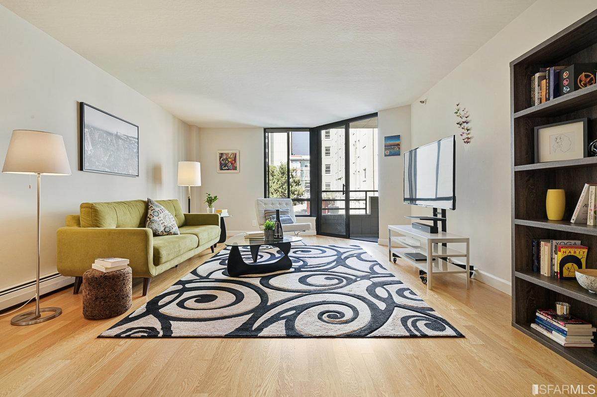 900 Bush Street - Photo 1