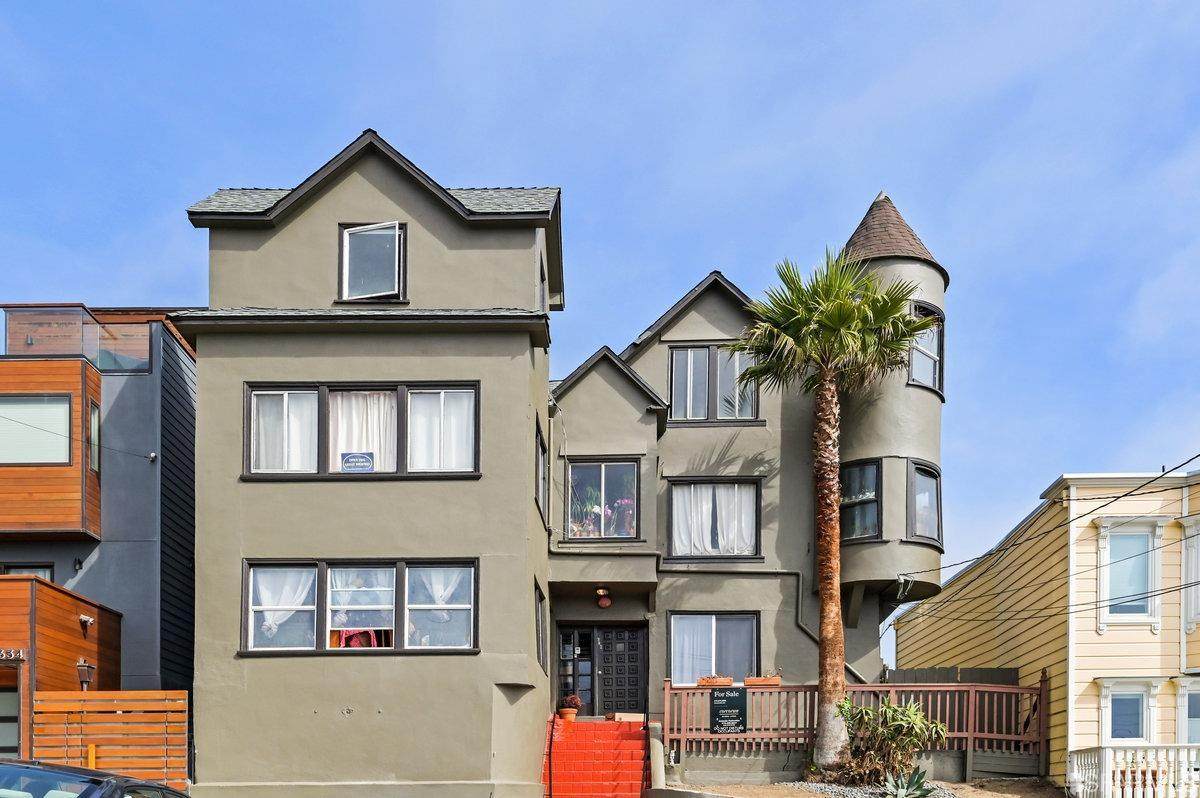 638 45th Avenue - Photo 1