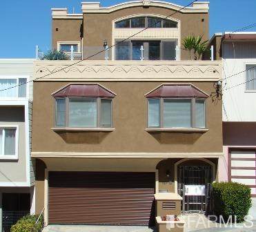 763 University Street - Photo 1