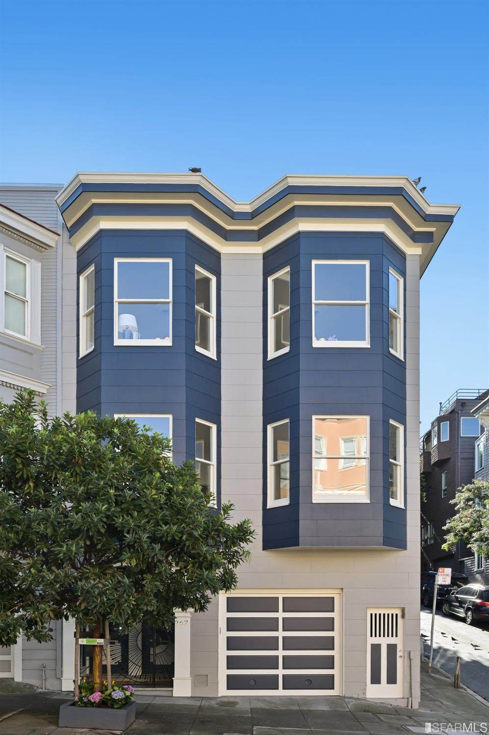 265 Francisco Street - Photo 1