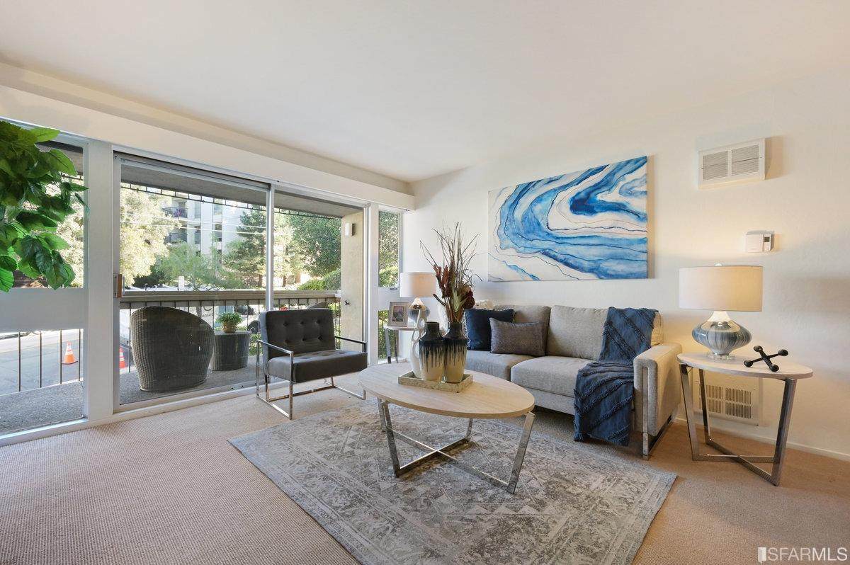 323 Monte Vista Avenue - Photo 1