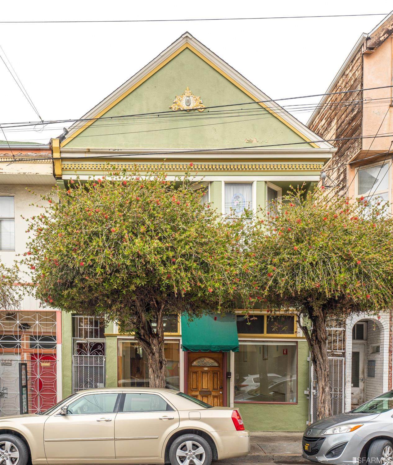 2404 24th Street - Photo 1