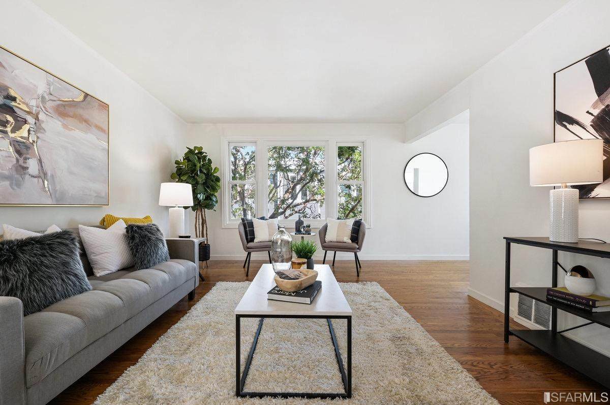 221 Lily Street - Photo 1