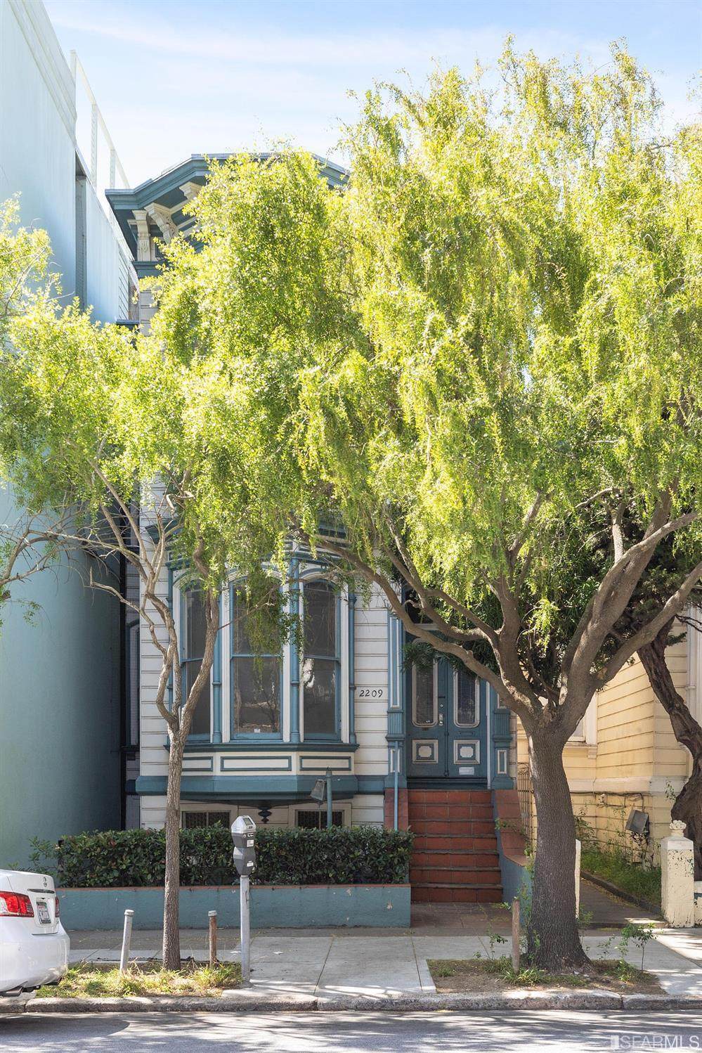 2209 Webster Street - Photo 1