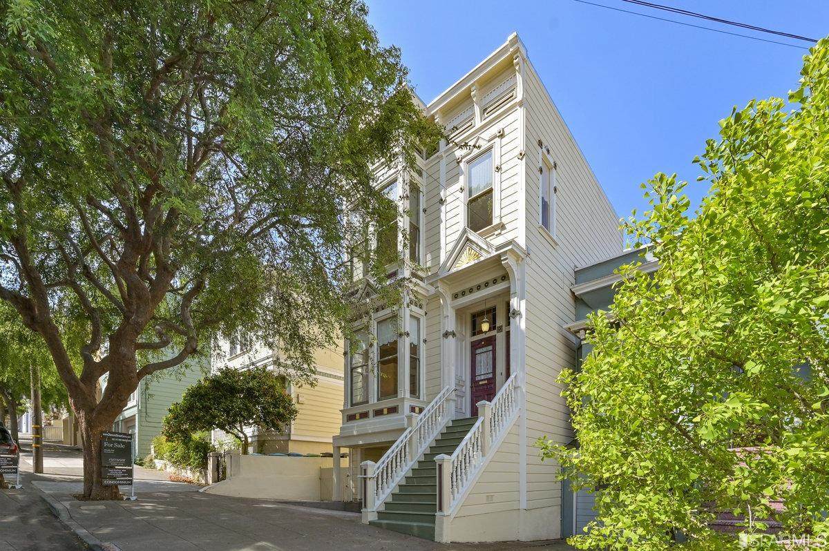 244 Diamond Street - Photo 1