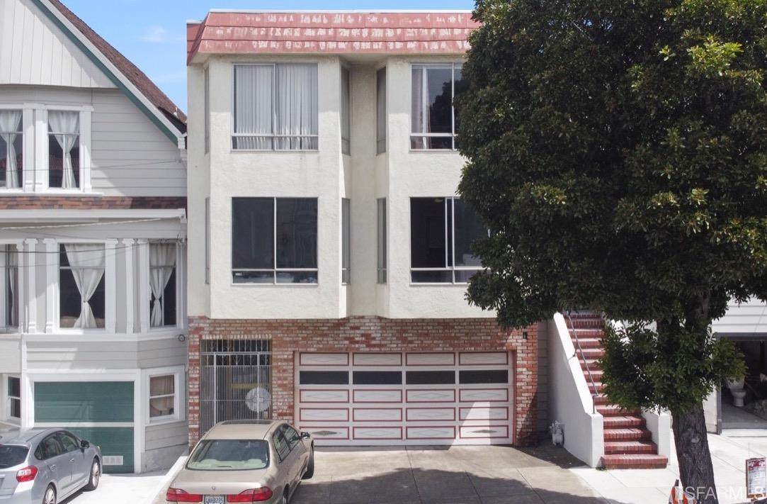 670 3rd Avenue - Photo 1
