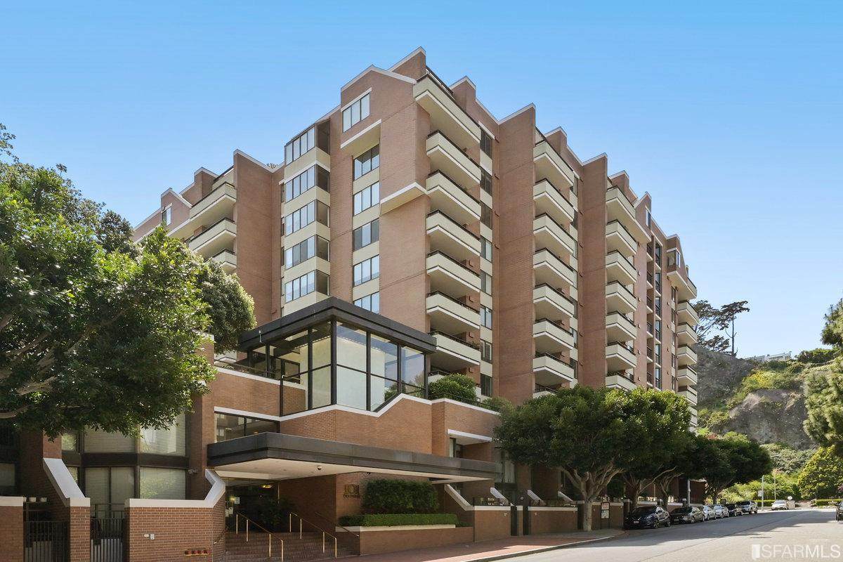 101 Lombard Street - Photo 1