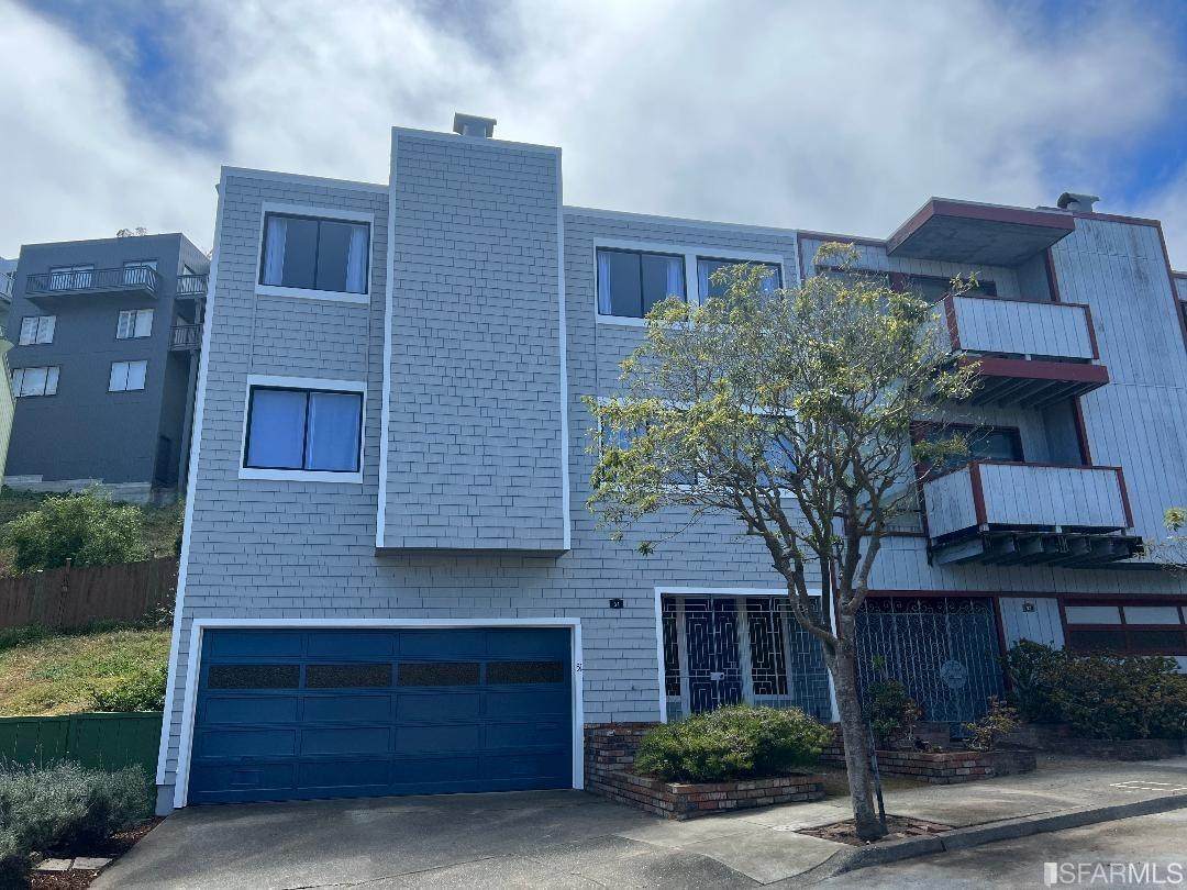 51 Aloha Avenue - Photo 1