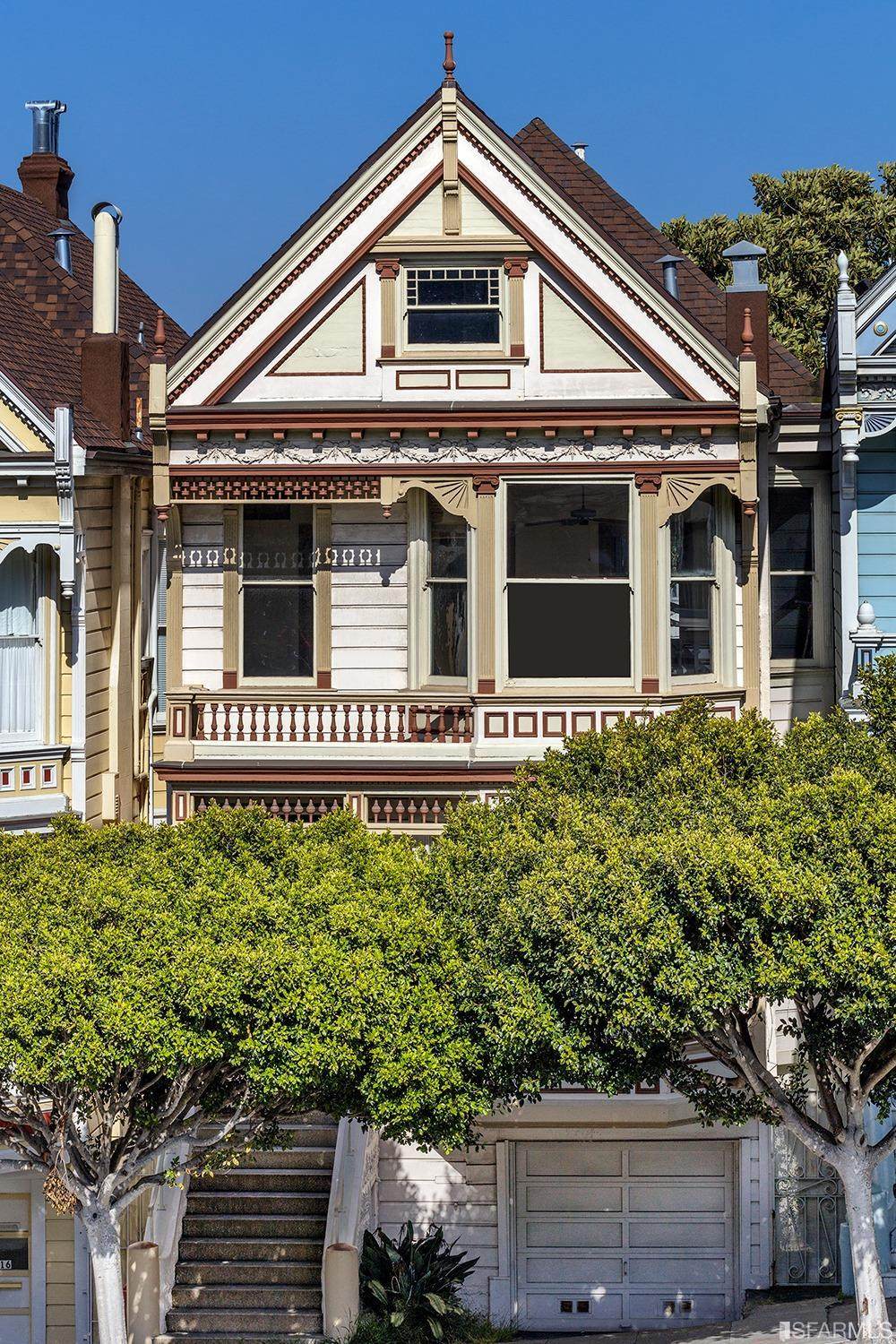 714 Steiner Street - Photo 1