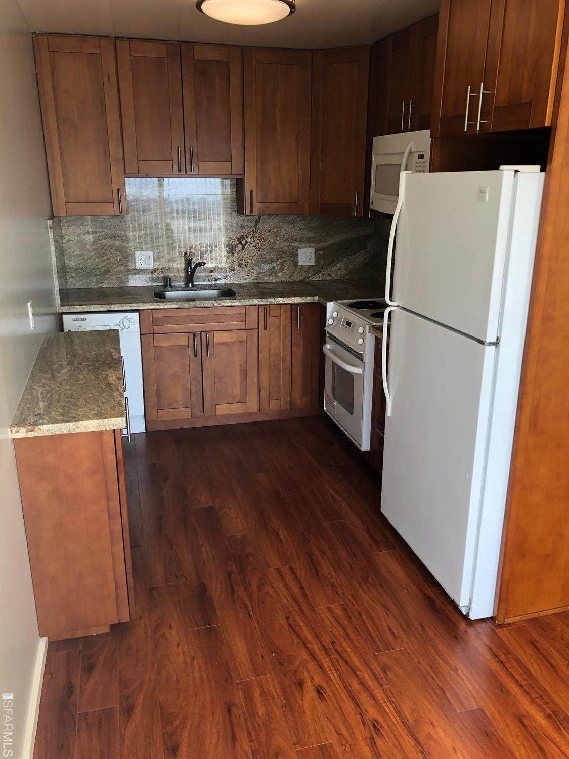 587 Burnett Avenue - Photo 1