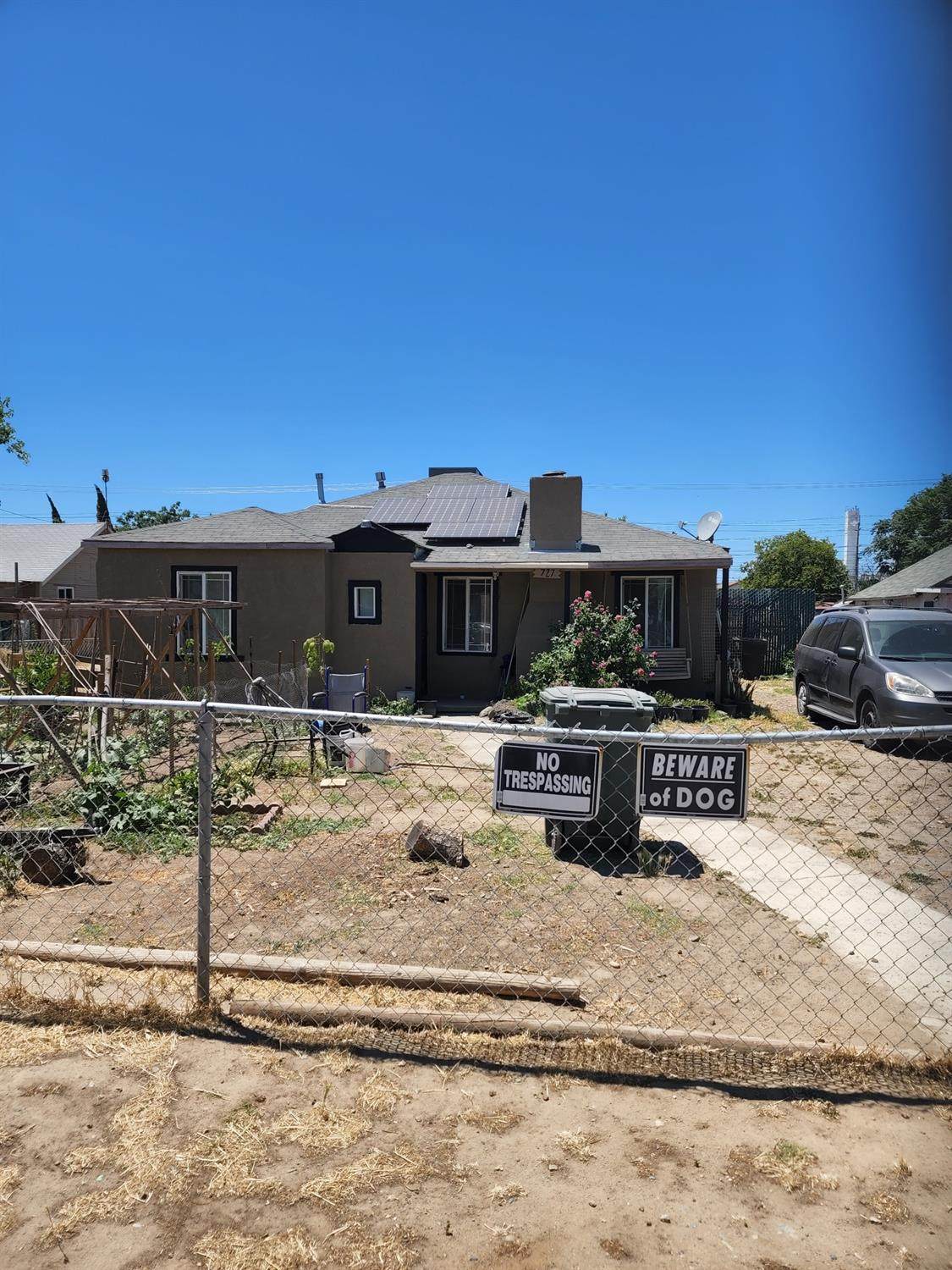 727 Benson Avenue - Photo 1