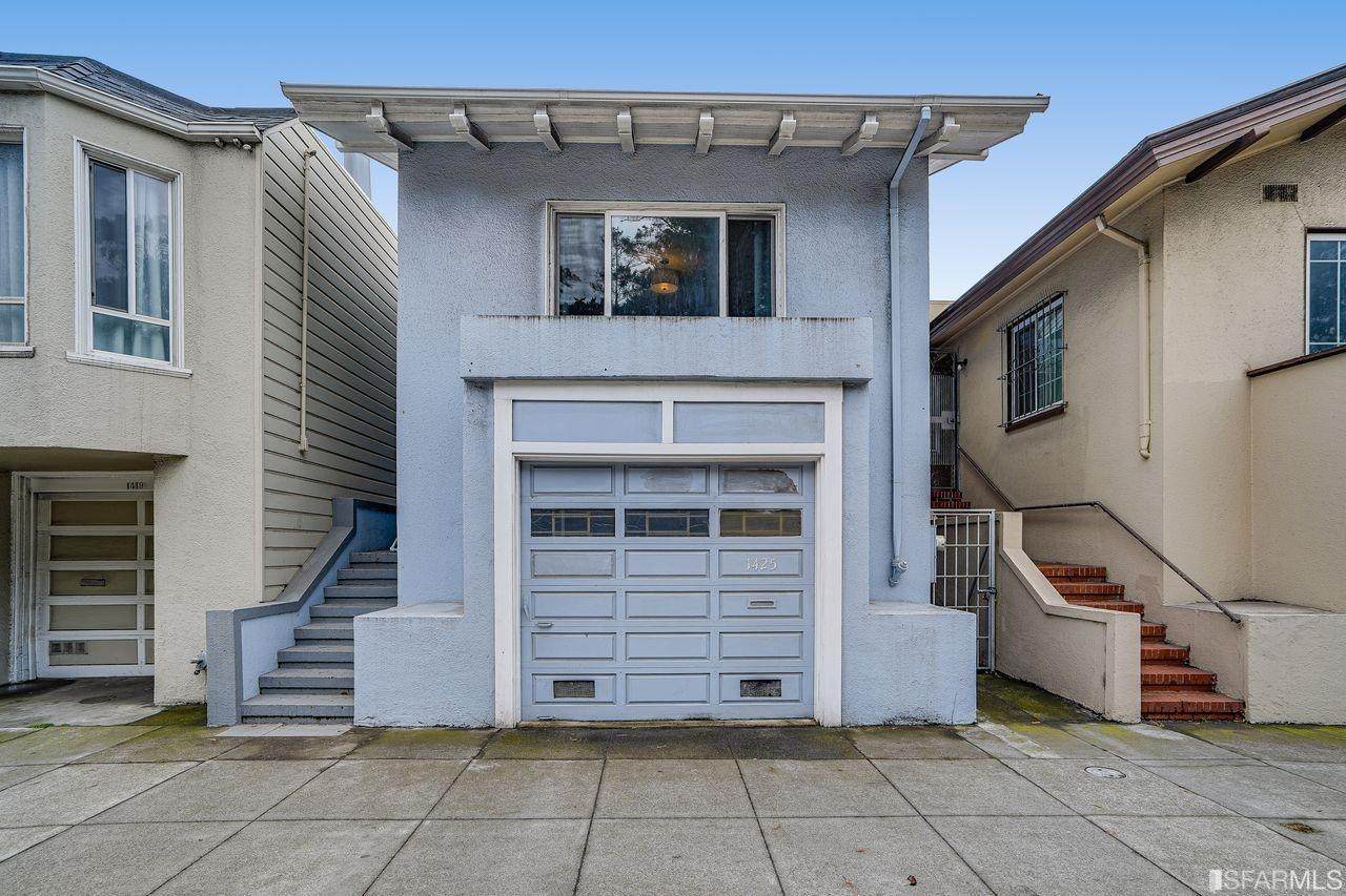 1425 Lincoln Way - Photo 1