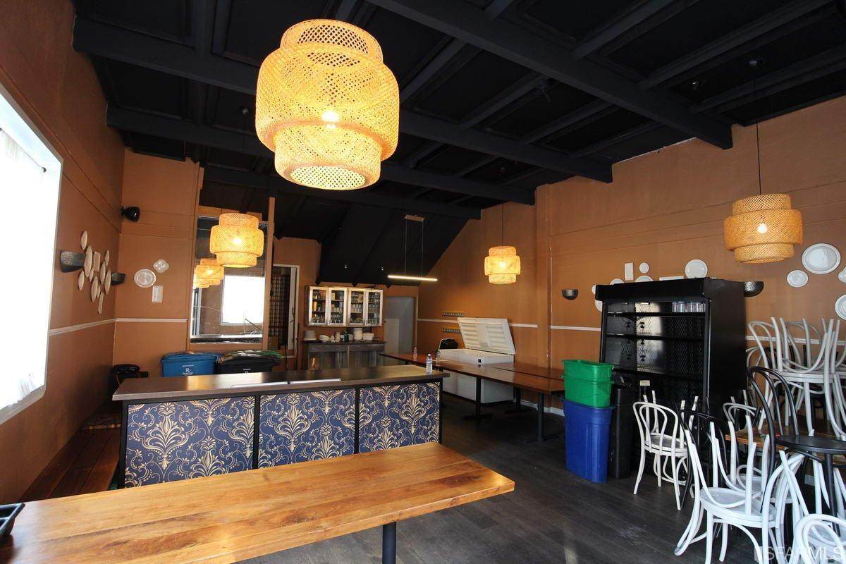 1098 Jackson Street - Photo 1