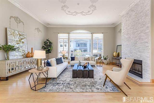 261 17th Avenue - Photo 1