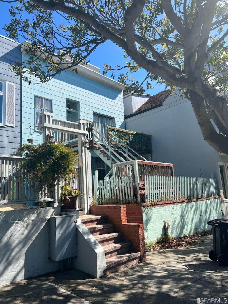 262 Monterey Boulevard - Photo 1