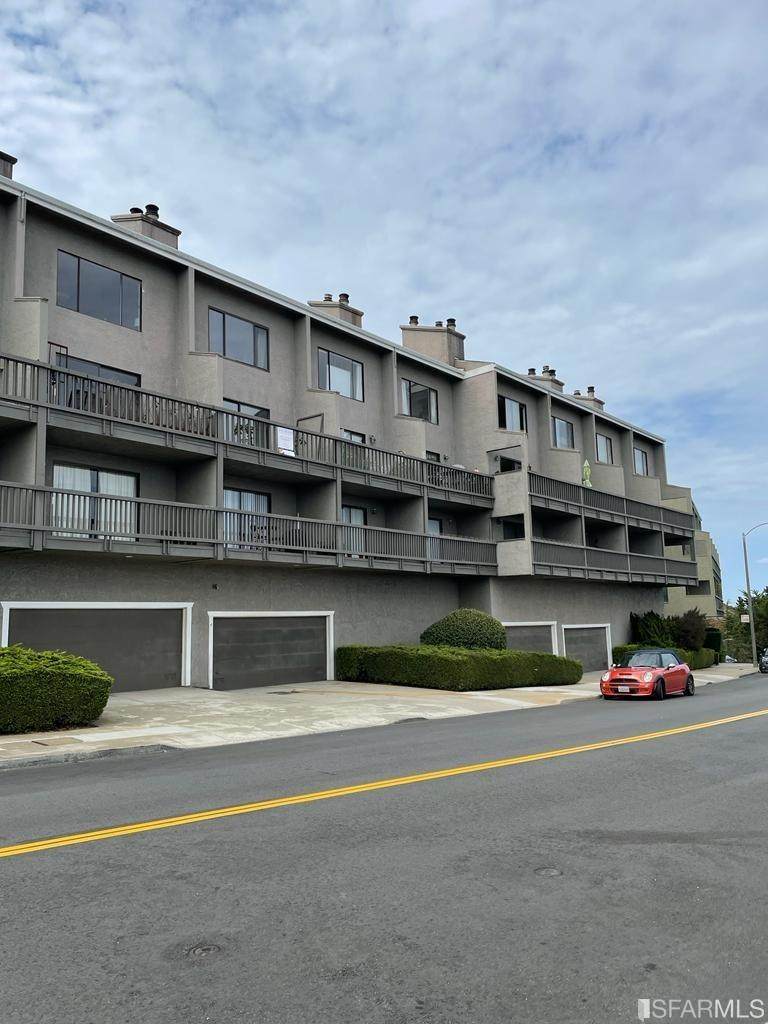 145 Gardenside Drive - Photo 1